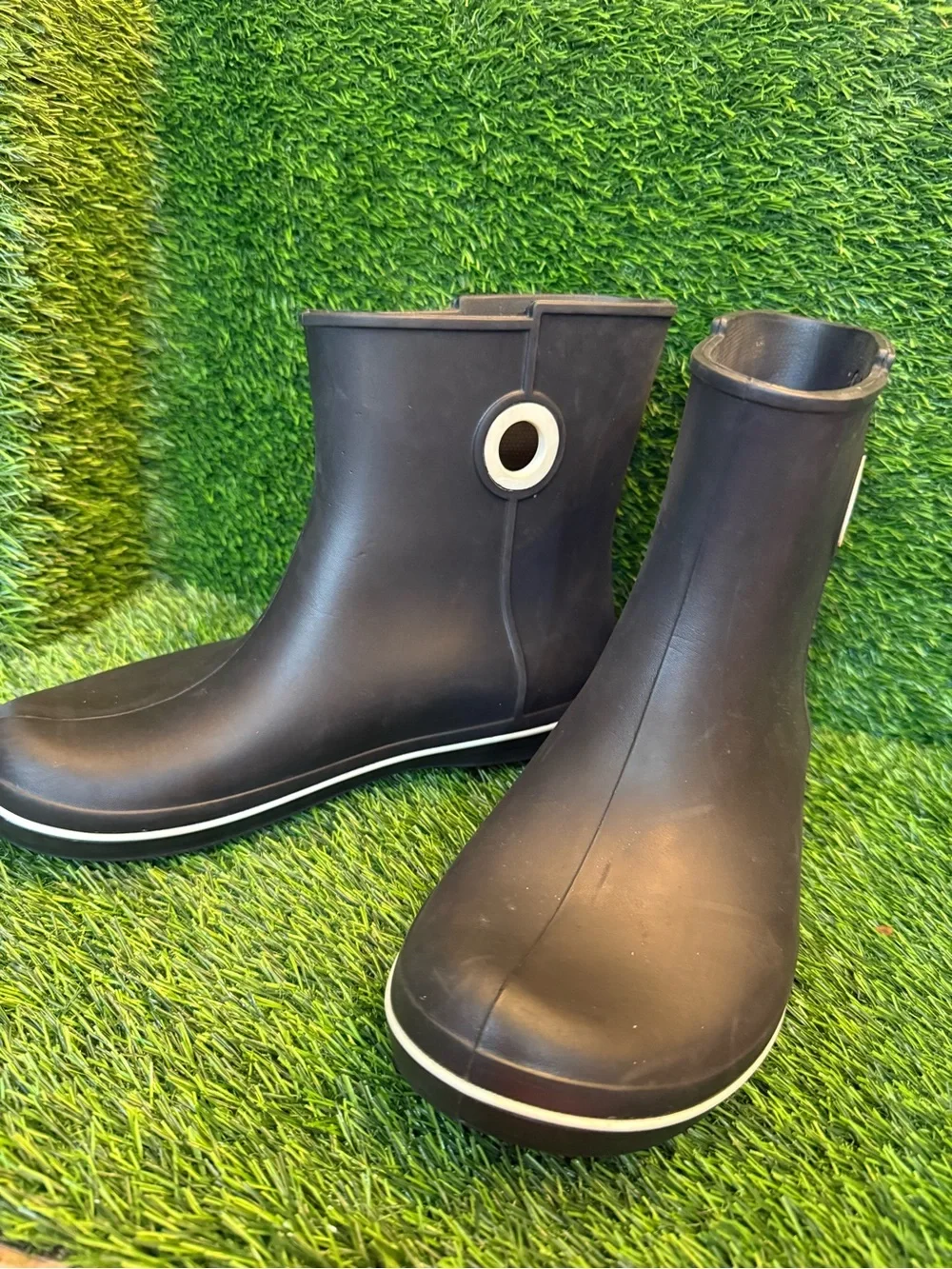 Crocs women jaunt shorty black Rain Boots - Lightweight Waterproof Style W10